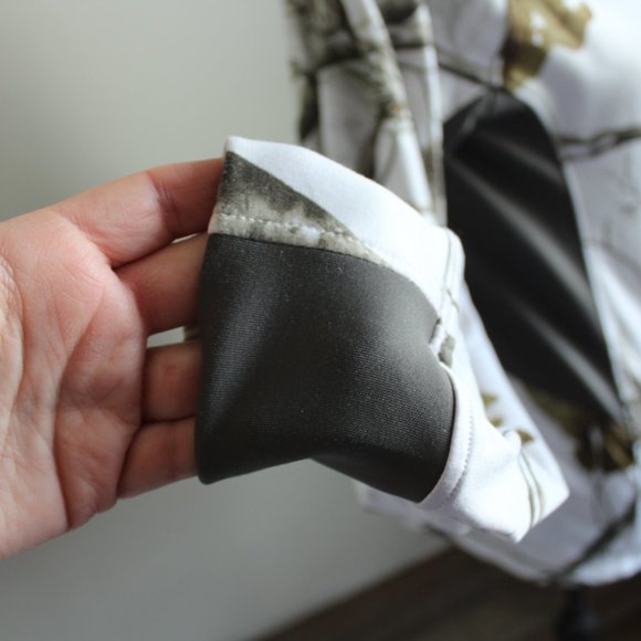 Realtree Men's 1/3 Zip Shirt - White / Medium - Picture 4 of 11